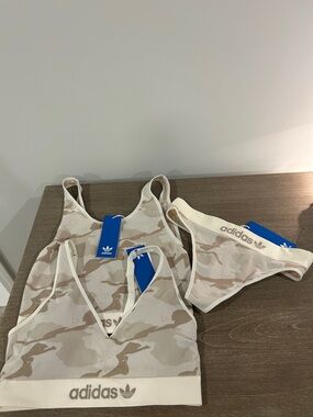 3 Pack - Adidas BNWT Camo Brami, Camo Sports Bra and Camo Thong - Size L